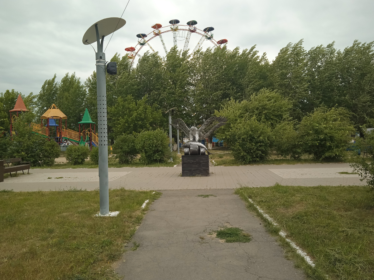 Шикарный парк в Свирске. 