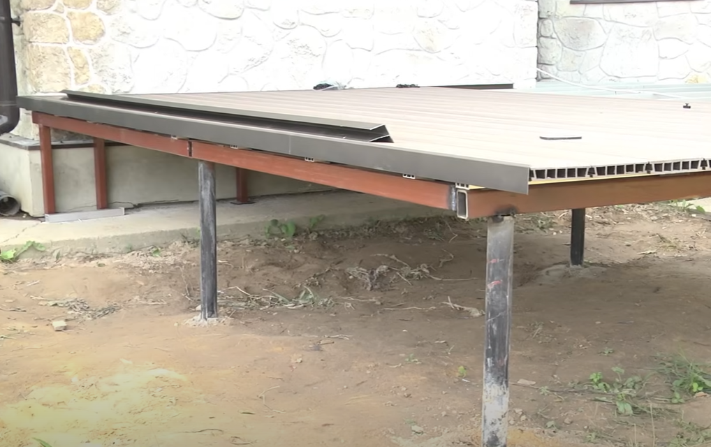 Терраса из ДПК на винтовых сваях: Пошаговый экспертный монтаж с цифрами и примерами