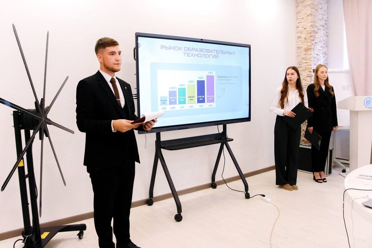 Илья Иванов