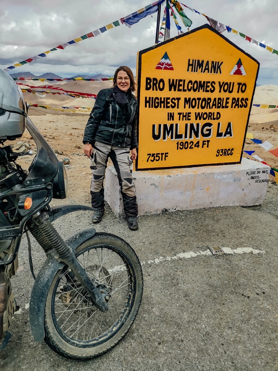 На самом высоком перевале в мире, Гималаи