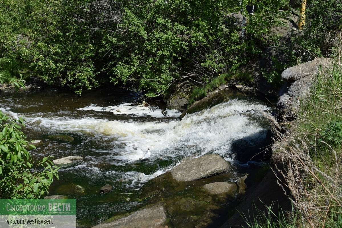 На фото: Водопад в Патрушах (фото из архива редакции)