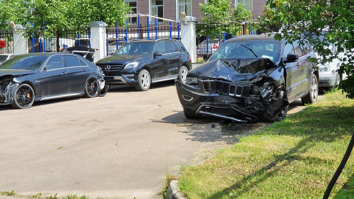    Jeep Grand Cherokee Михаила Ефремова после ДТП