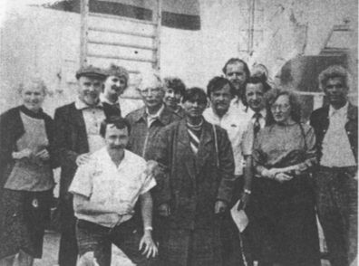 Фото 1988 года, на борту НИС “Академик Лазарев”. Крайний справа Д.Л. Паттерсон, пятый справа И.О. Козлов.