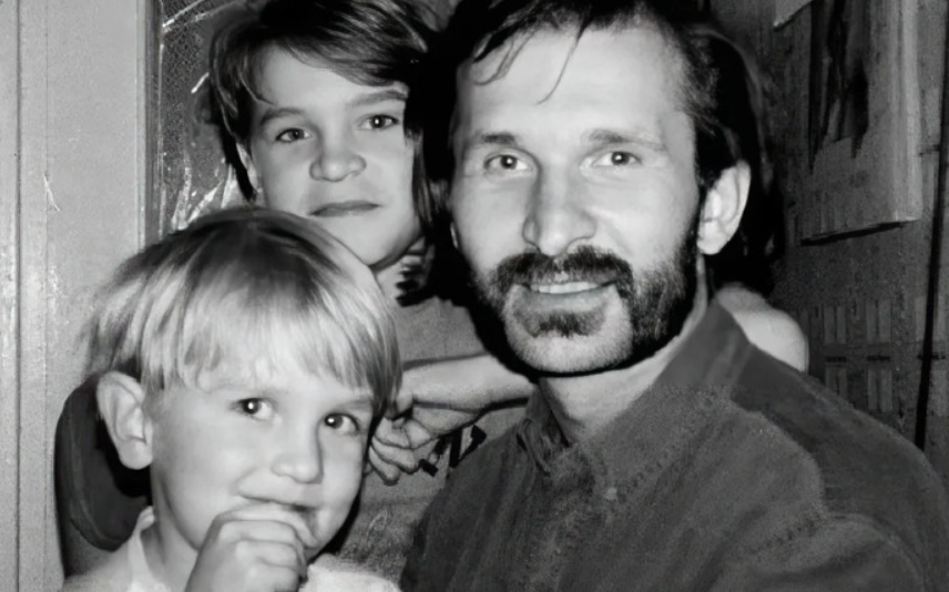 Федор Добронравов с сыновьями