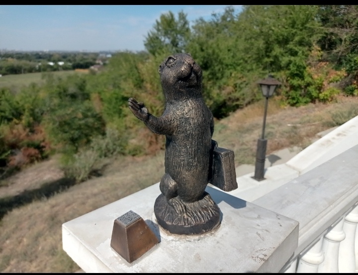 Фото автора сделанное у смотровой площадки напротив Краеведческого музея