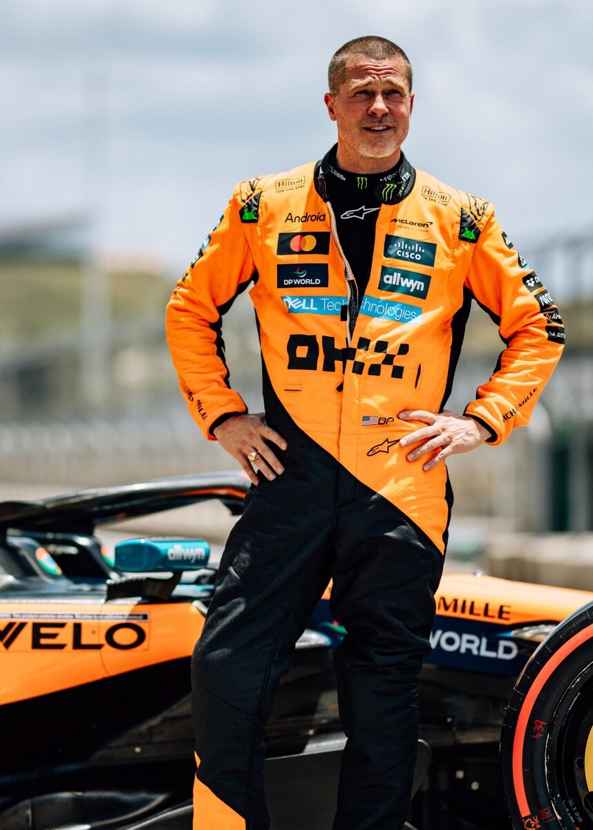    Брэд Питт на тестах McLarenФото: Соцсети