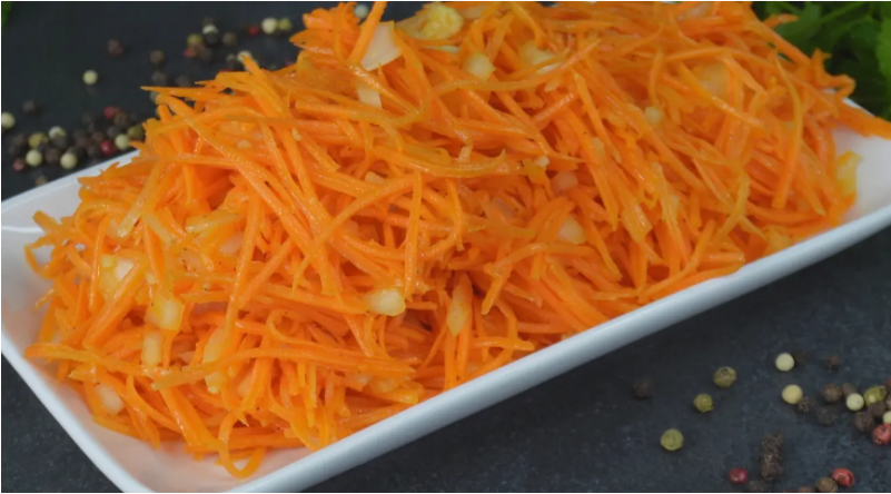 Салат "Санькина любовь". Готовится за пару минут, без варки и жарки