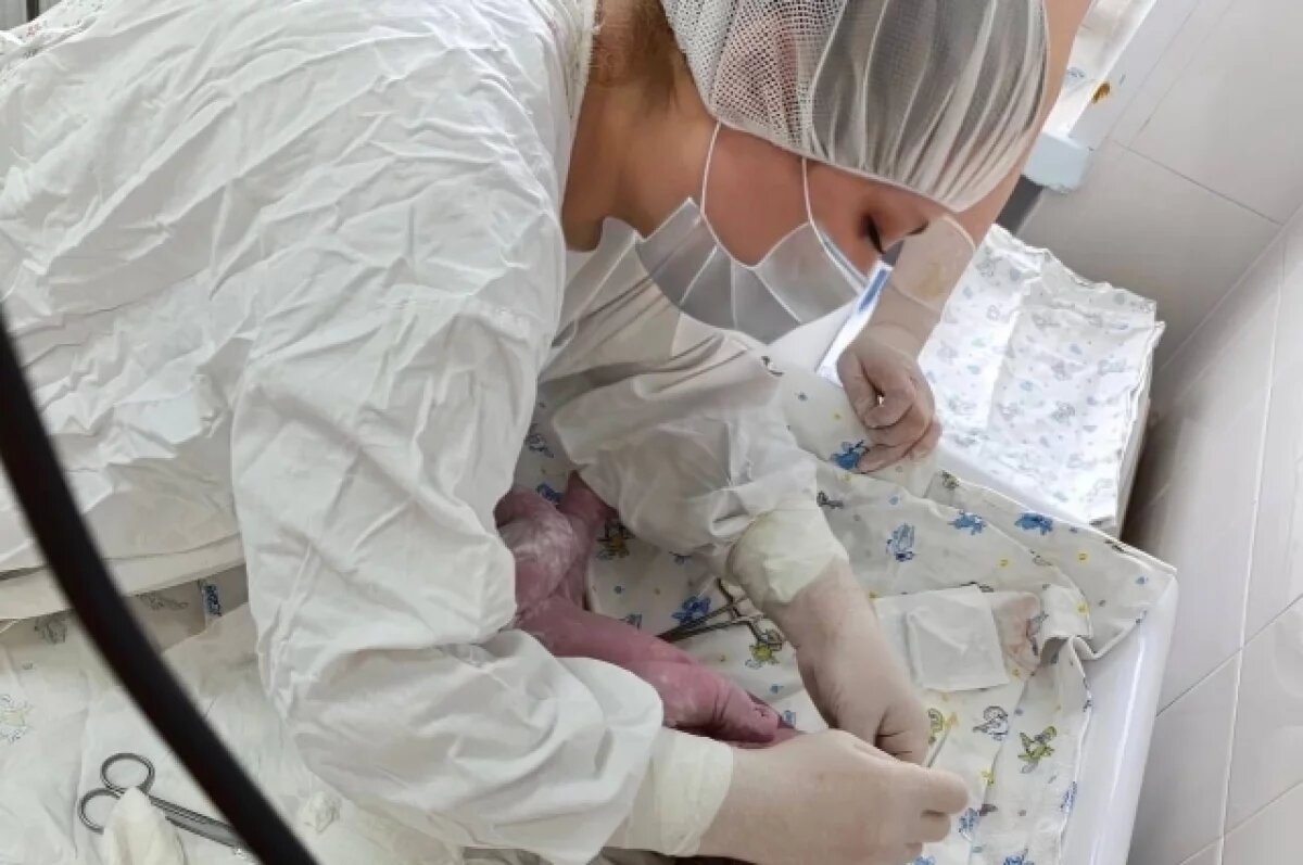    43-летняя жительница Бурятии узнала о беременности за пару часов до родов