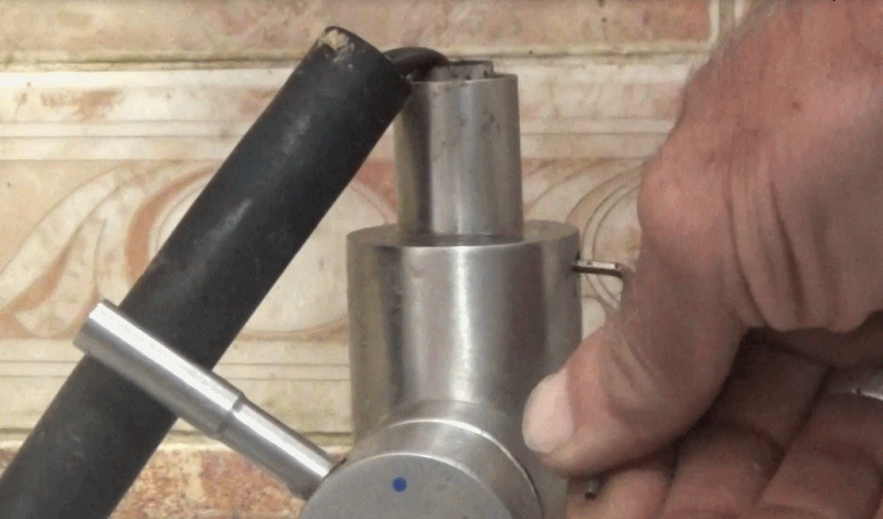 Демонтируем гусак