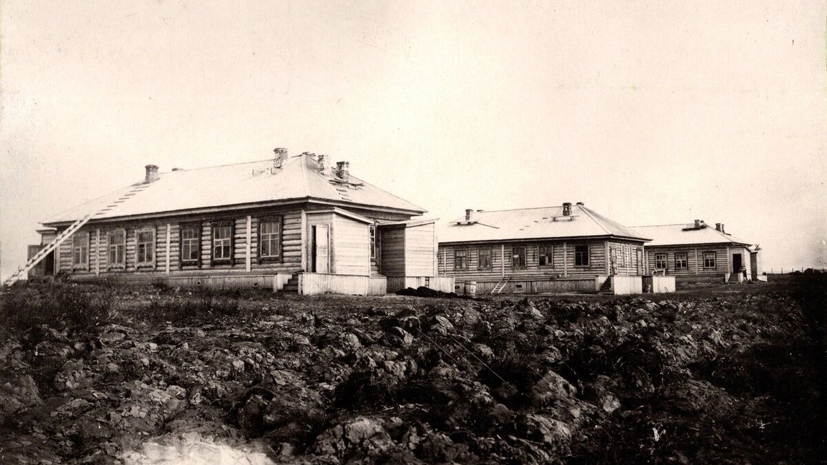    Новые дома совхоза Салехард, 1939 год. Фото: предоставлено Госархивом ЯНАО