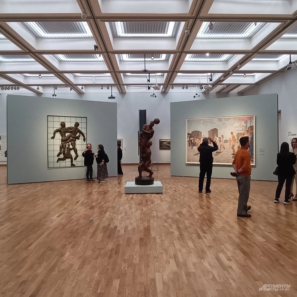    Выставка «Александр Дейнека. Гимн жизни» работает в корпусе Третьяковской галереи на Кадашевской набережной до 26 октября. Фото: АиФ/ Татьяна Уланова