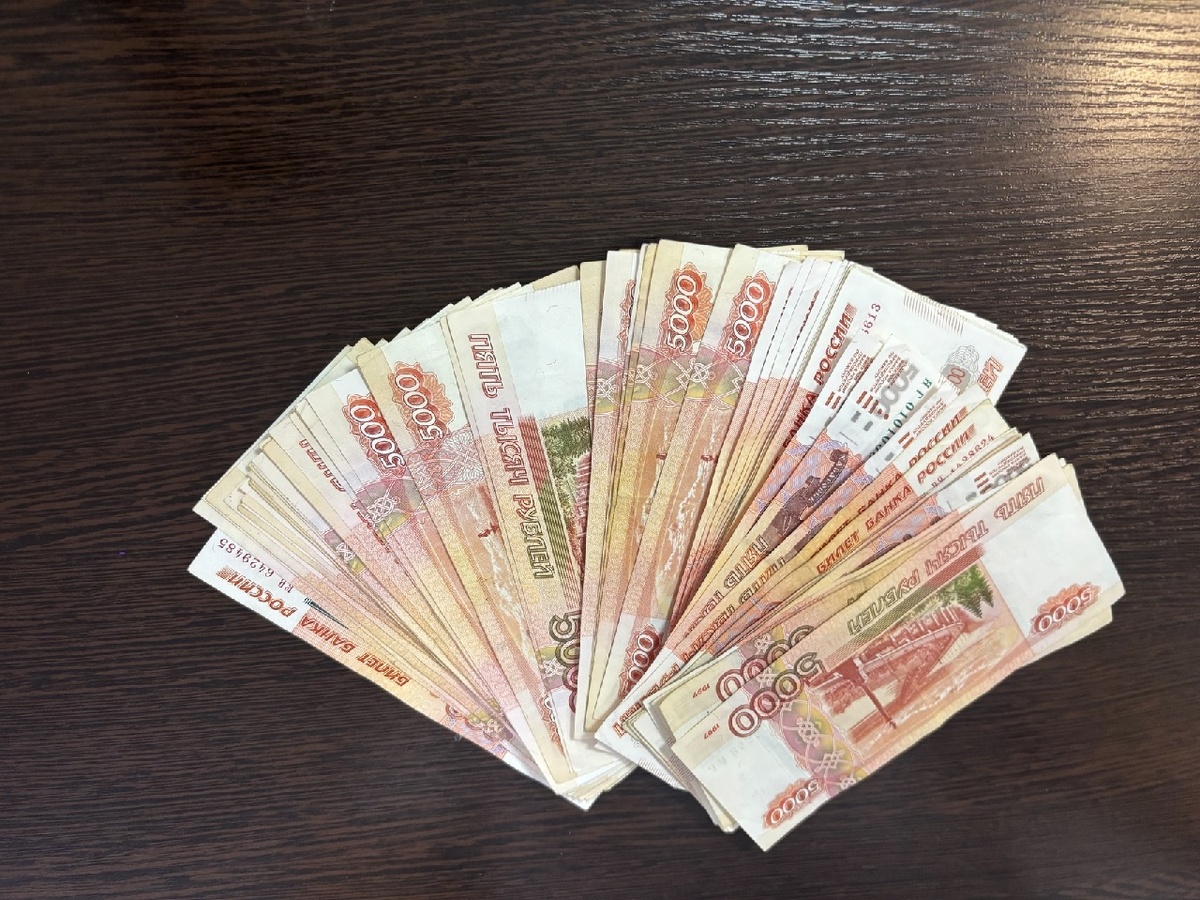    Житель Ельца отправится в колонию за сбыт фальшивых пятитысячных купюр Из архива редакции