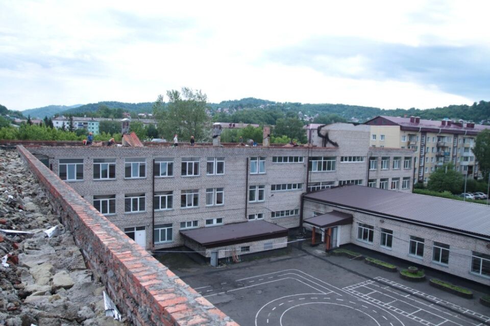    Восстановление гимназии №3 после пожара в Горно-Алтайске. Источник: altai-republic.ru