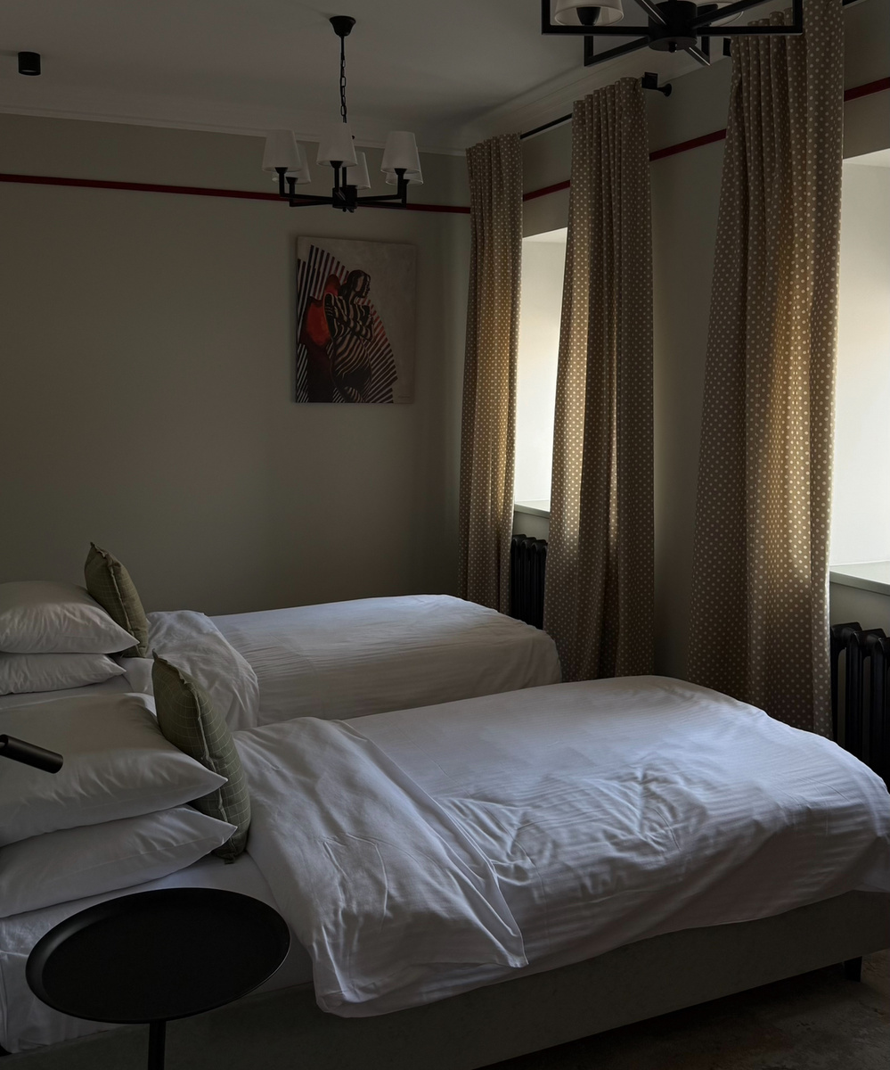 наш номер в отеле Летягинъ