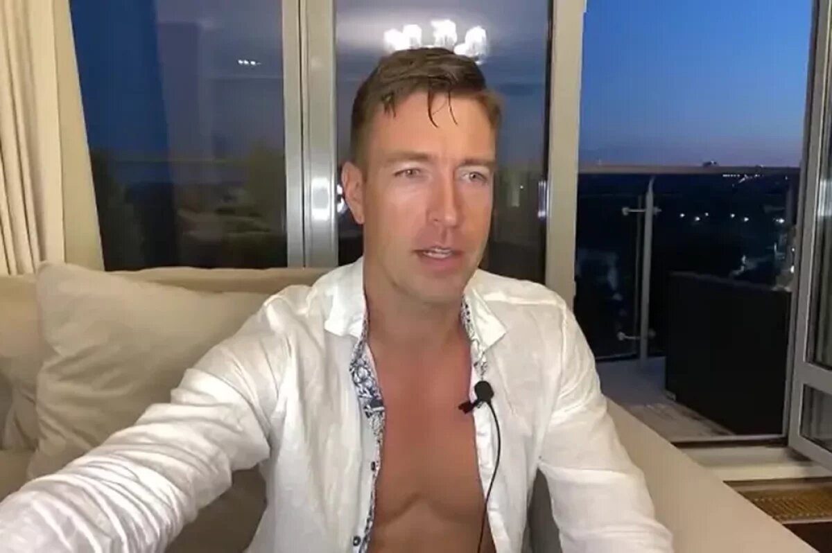    Соловьев: ученикам секс-коуча Алекса Лесли может грозить до 6 лет колонии