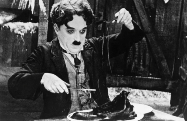 «По его мнению, никто не должен быть настолько голодным, чтобы есть свою обувь». «Золотая лихорадка» (1925)