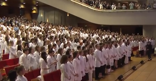     600 выпускников КрасГМУ дали клятву российского врача