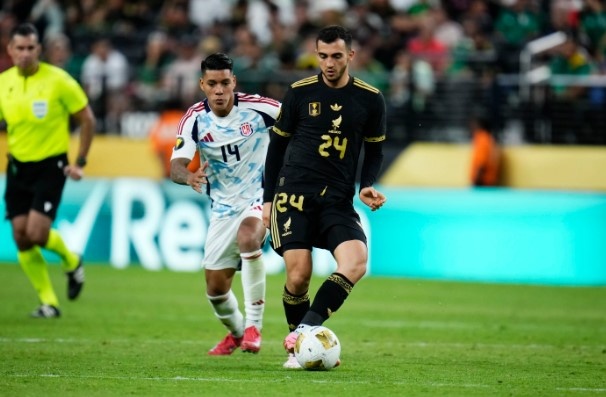 Луис Чавес в матче с Коста-Рикой (фото concacaf.com)