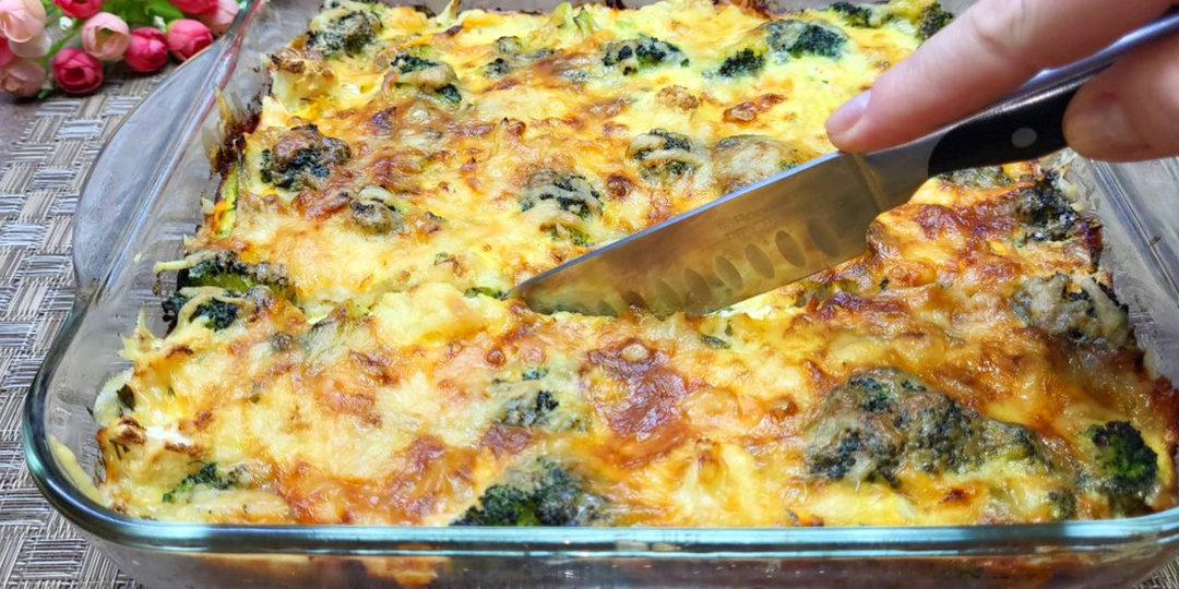 Не рецепт, а золото! Все в восторге от этого пирога! Едят даже дети и просят добавки. Просто и вкусно