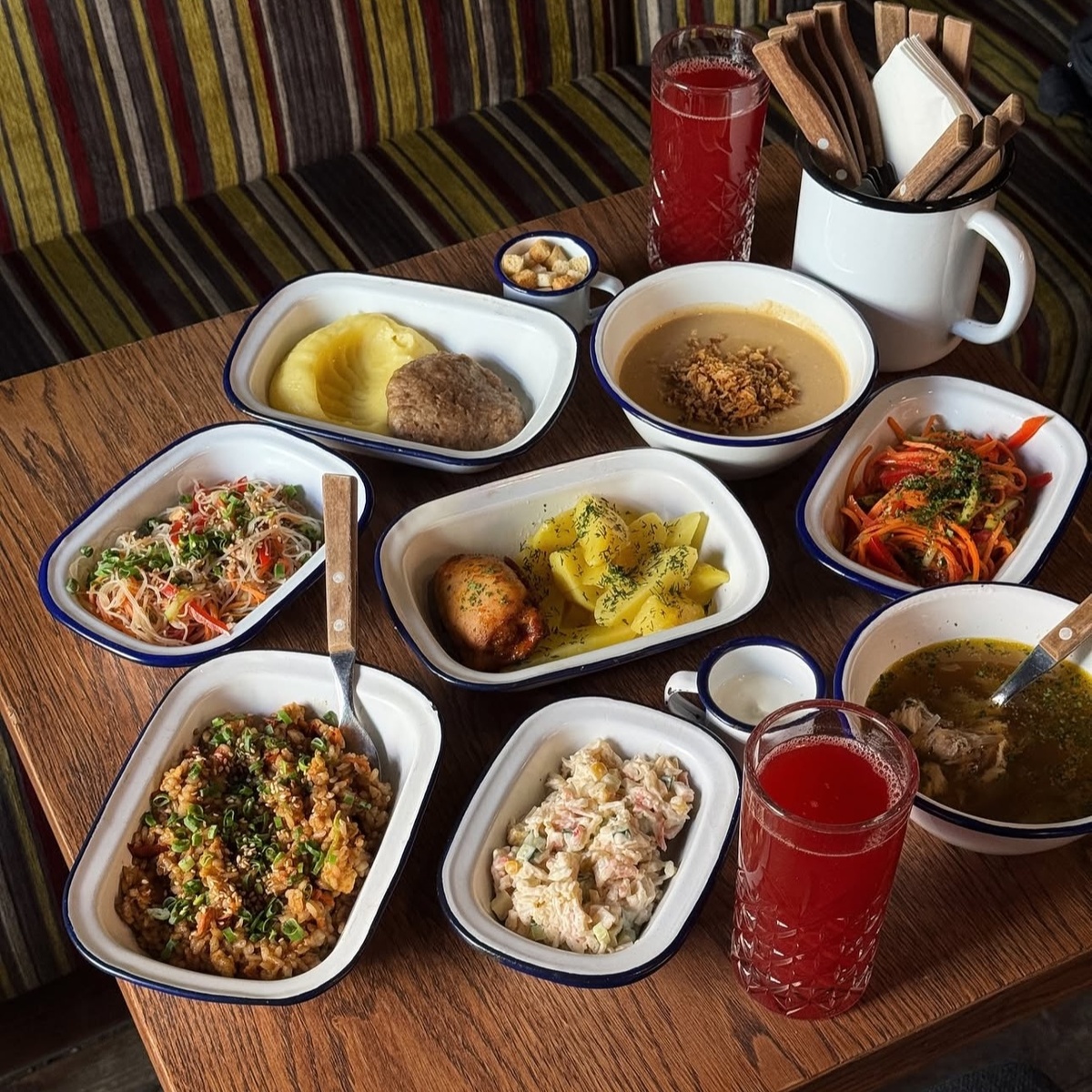 Фотографии из соц. сетей рюмочной