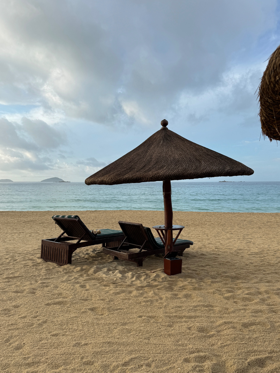 Пляжная зона отеля Марриот Ялонг Бэй. Фото автора