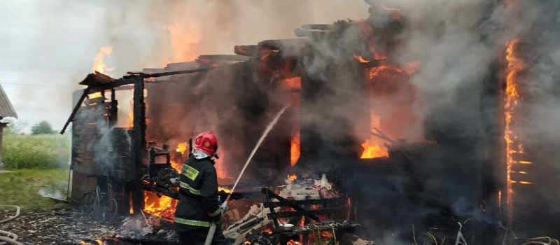    Раненый боец СВО погиб на пожаре в Олонецком районе КарелииОлонецкий район