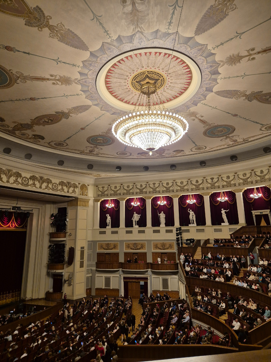 Красота помпезная внутри 