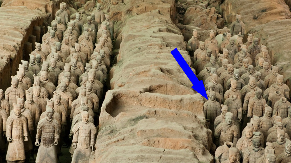    ТАЙНЫ КИТАЙСКИХ ПИРАМИД КОТОРЫЕ СКРЫВАЮТ ОТ ТУРИСТОВ