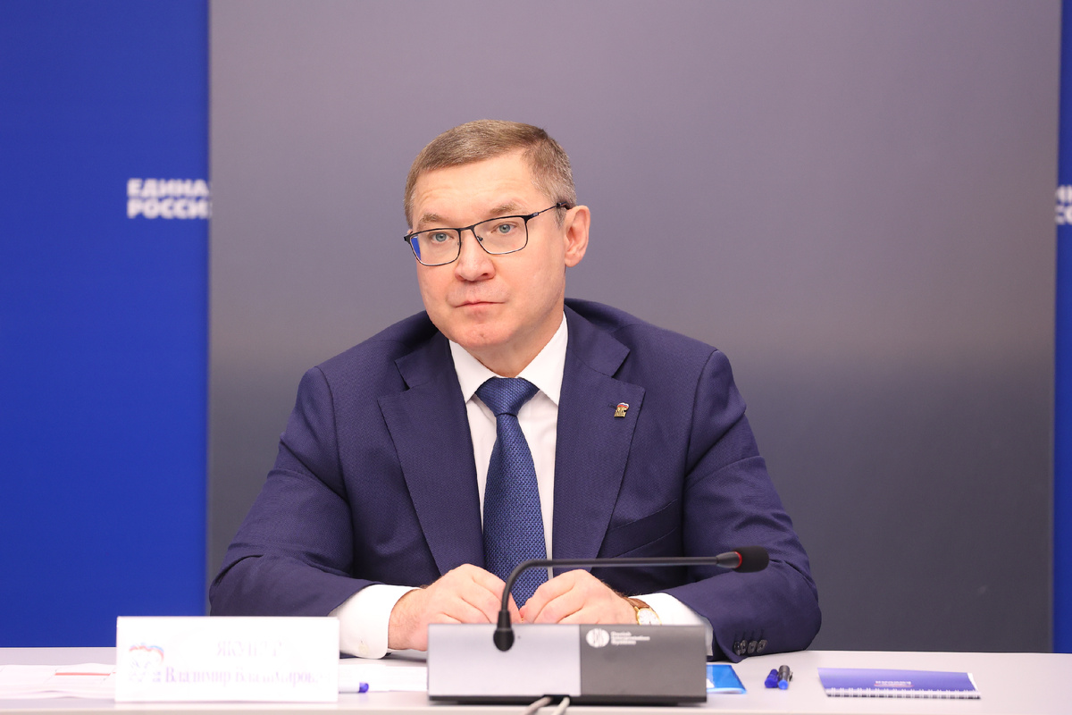 На фото: Владимир Якушев 