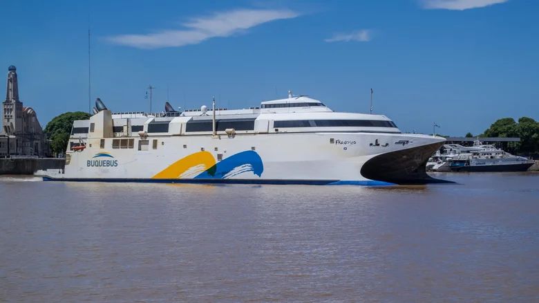 Фото взято здесь: https://lyl.su/fastest-ferry