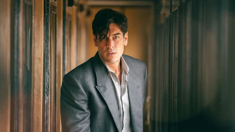 Испанская мелодрама «Память сердец» («El secreto del orfebre», 2025, 18+, но я бы смотрела лет с 15)