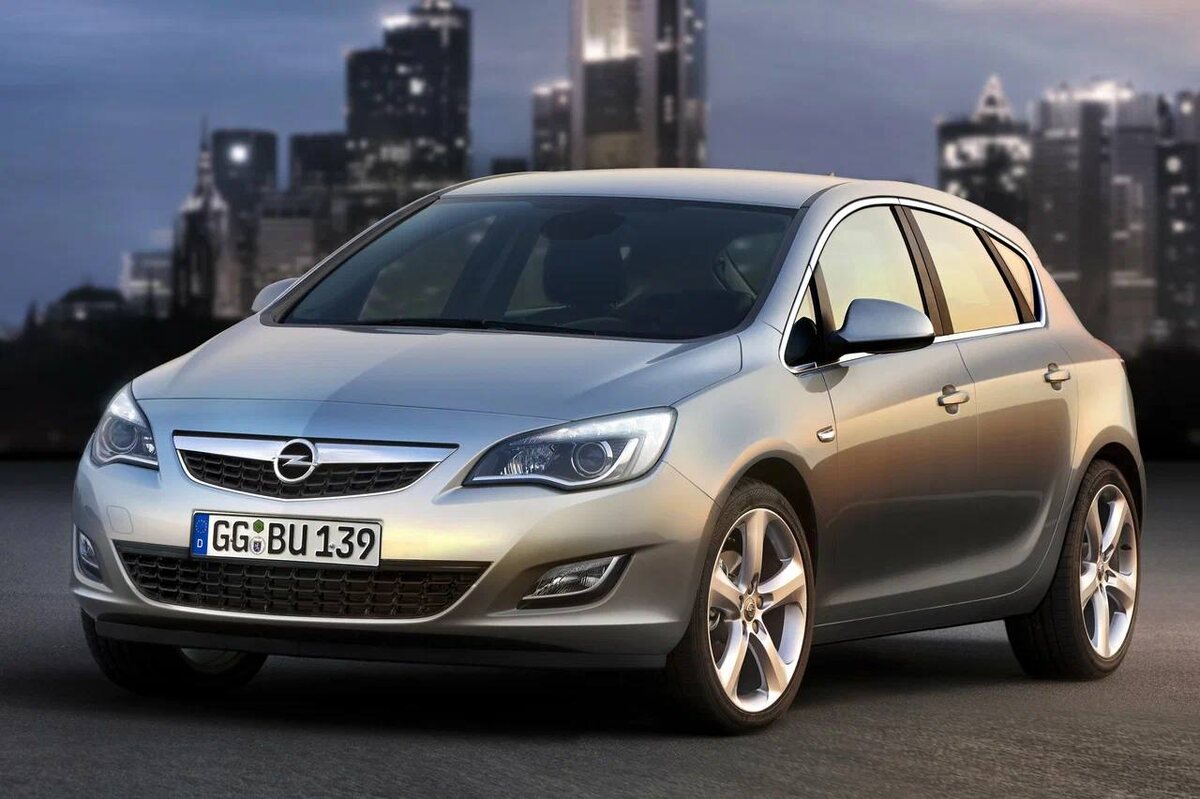 Opel Astra 2011-2018 J Рестайлинг