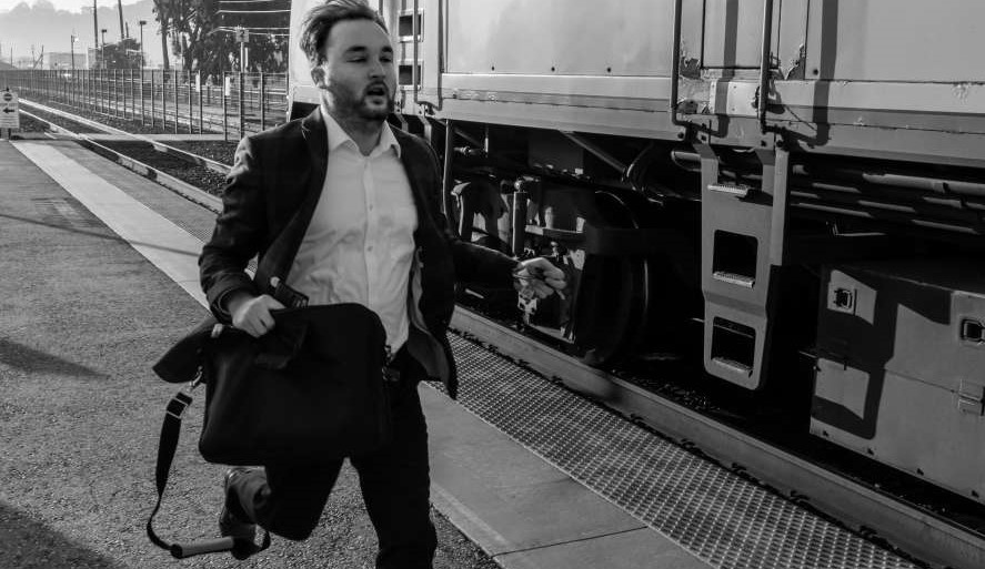 Постой, паровоз