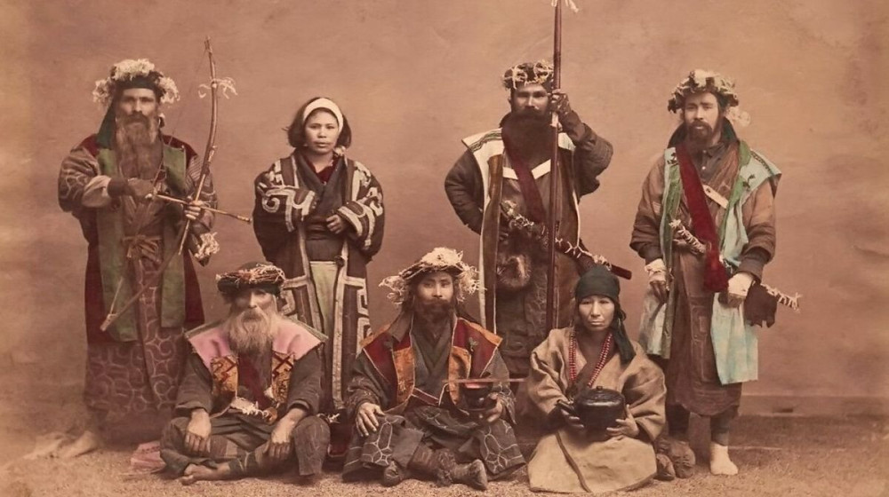    Тайна айнов древний народ который не вписывается в историю Японии