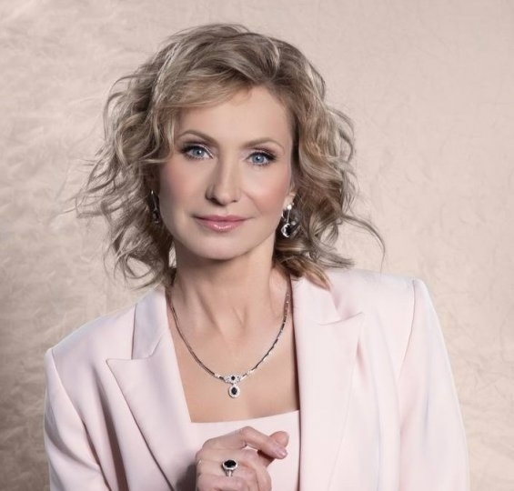 Как актриса Ольга Прокофьева променяла миллионы олигарха на любовь театрального бедняка