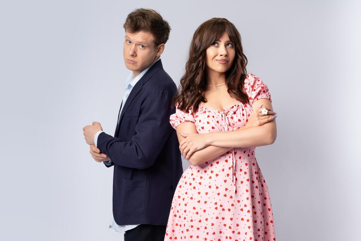    Виктор Хориняк и Олеся Иванченко пресс-служба телеканала «Пятница!»