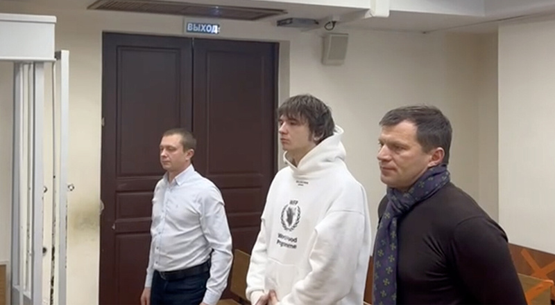  Коля-Вася в суде