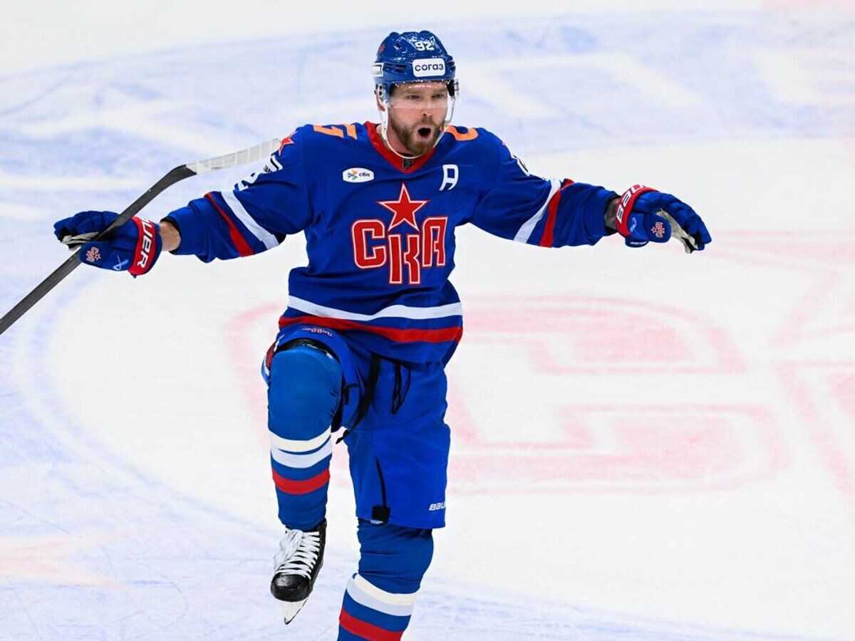    Хоккеист СКА Евгений Кузнецов© Фото : Пресс-служба ХК СКА