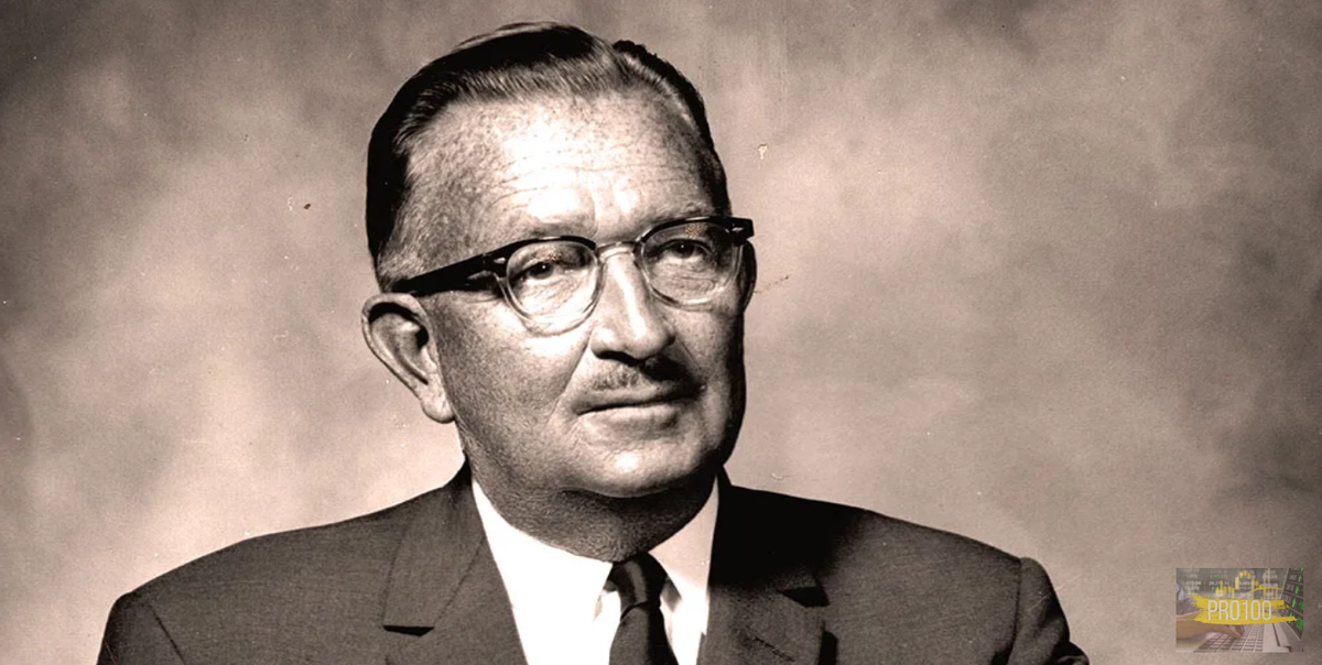 Томас Роу Прайс–младший (16 марта 1898 - 20 октября 1983) 