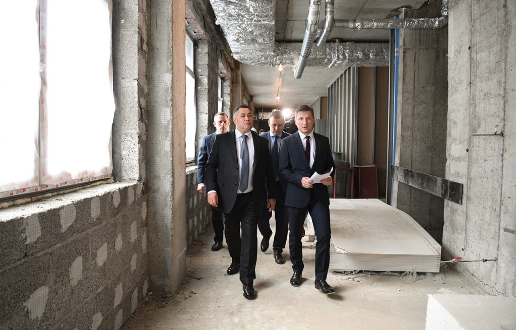 Игорь Руденя провел выездное совещание по строительству детской областной больницы