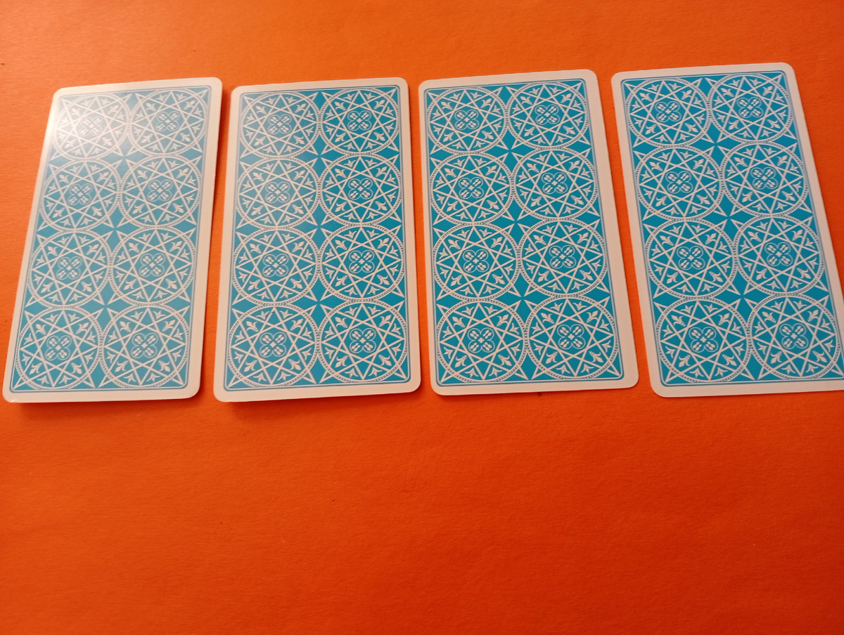 Фото автора. Расклад Таро Деньги