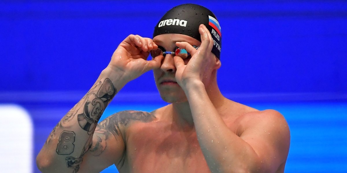    Олег Костин, как и партнёры по команде, тоже удостоился серебра