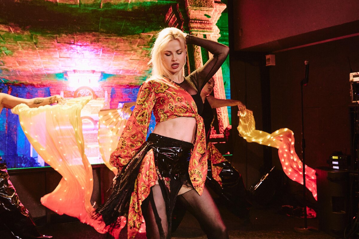 Листайте вправо, чтобы увидеть больше изображений