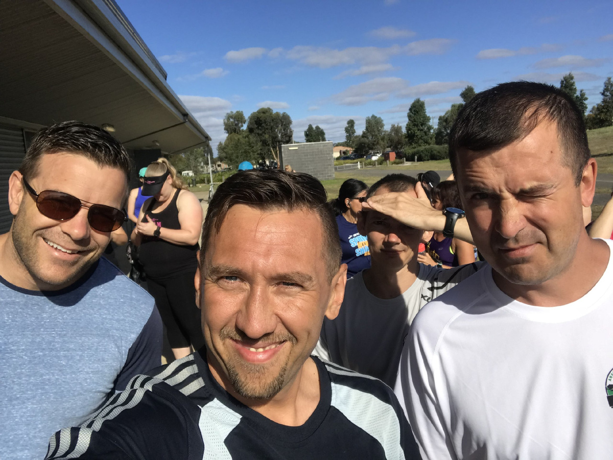 Мэтт, Тёмыч, Лёха и сзади Макс.