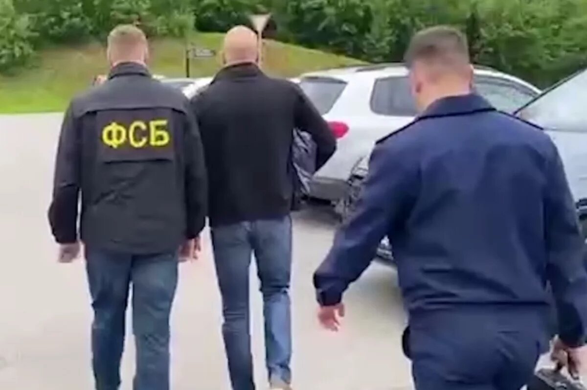    Главу муниципального образования в Ленобласти задержали за крупную взятку