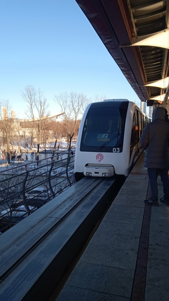 Московский монорельс в последние месяцы существования, фото Софья Миньковская