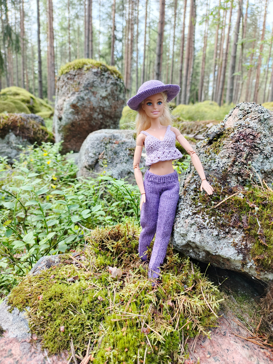 Топ крючком для куклы Барби