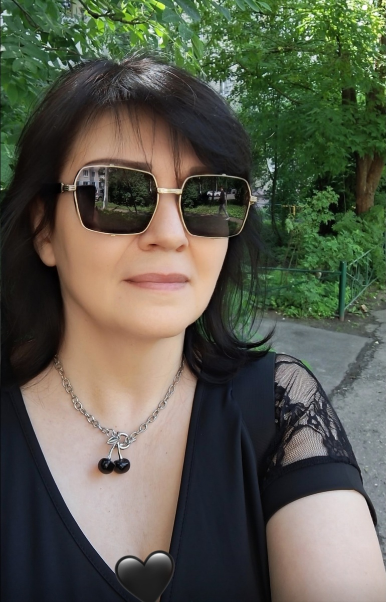 Я ....с виду вроде нормальная 🤣