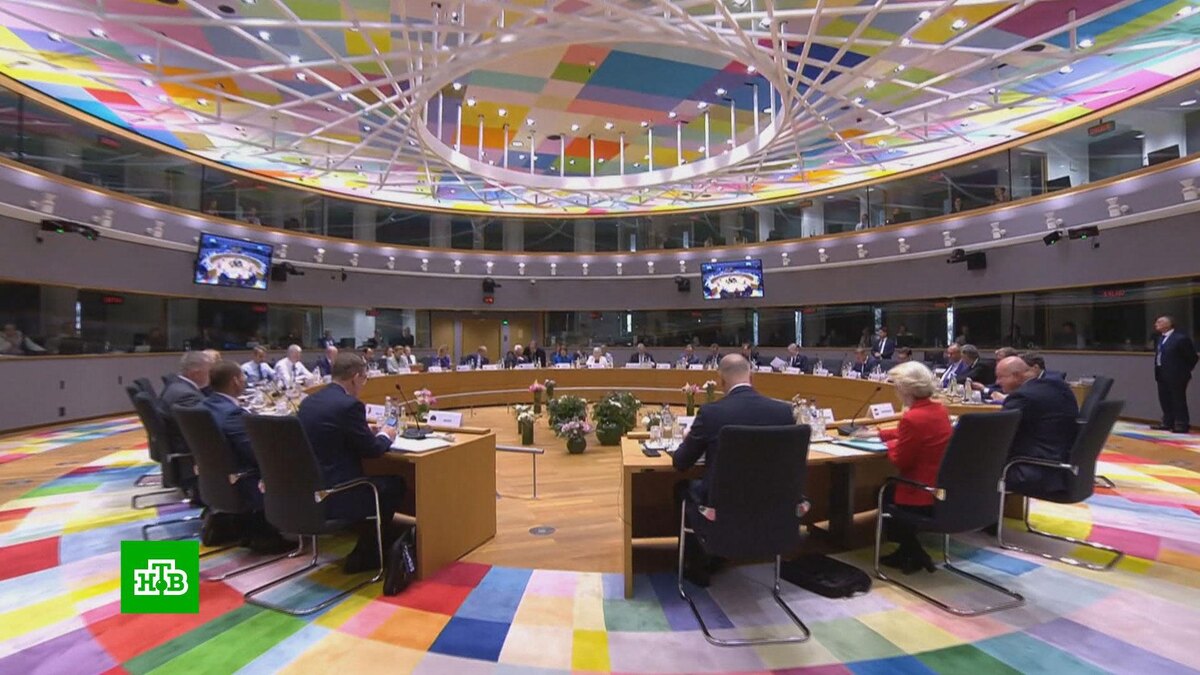    «Маленькие шавки Америки»: европейские политики растеряны после отъезда Трампа