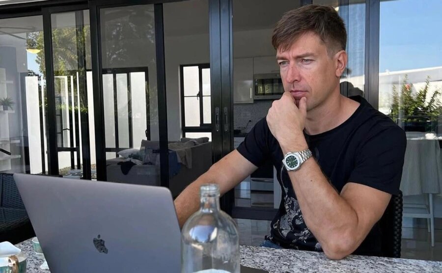 Алекс Лесли (настоящее имя - Александр Кириллов) (Фото: alexlesley11 / Instagram (входит в корпорацию Meta, признана экстремистской и запрещена в России))